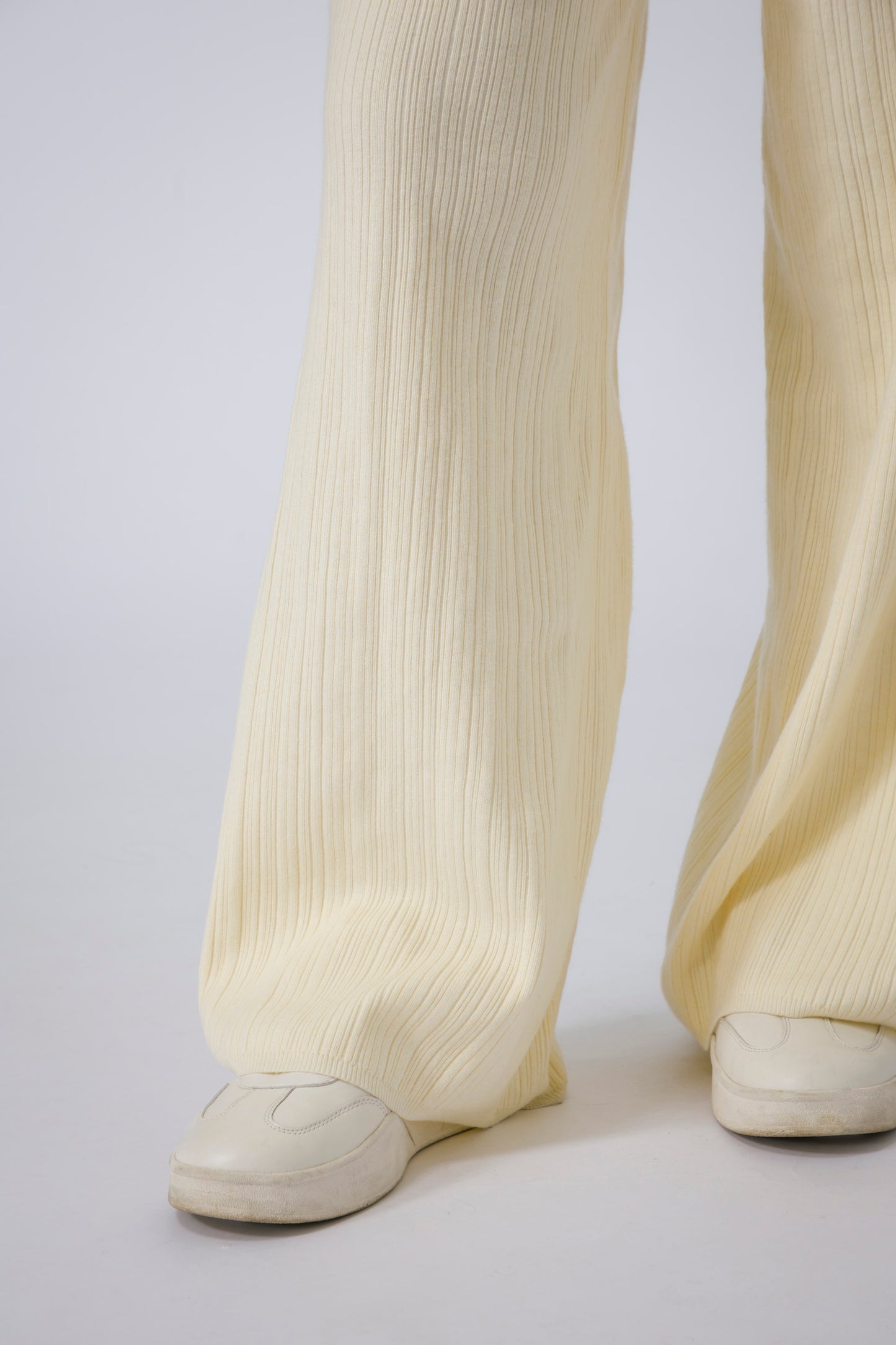 Ease Knit Mid-Rise Pant